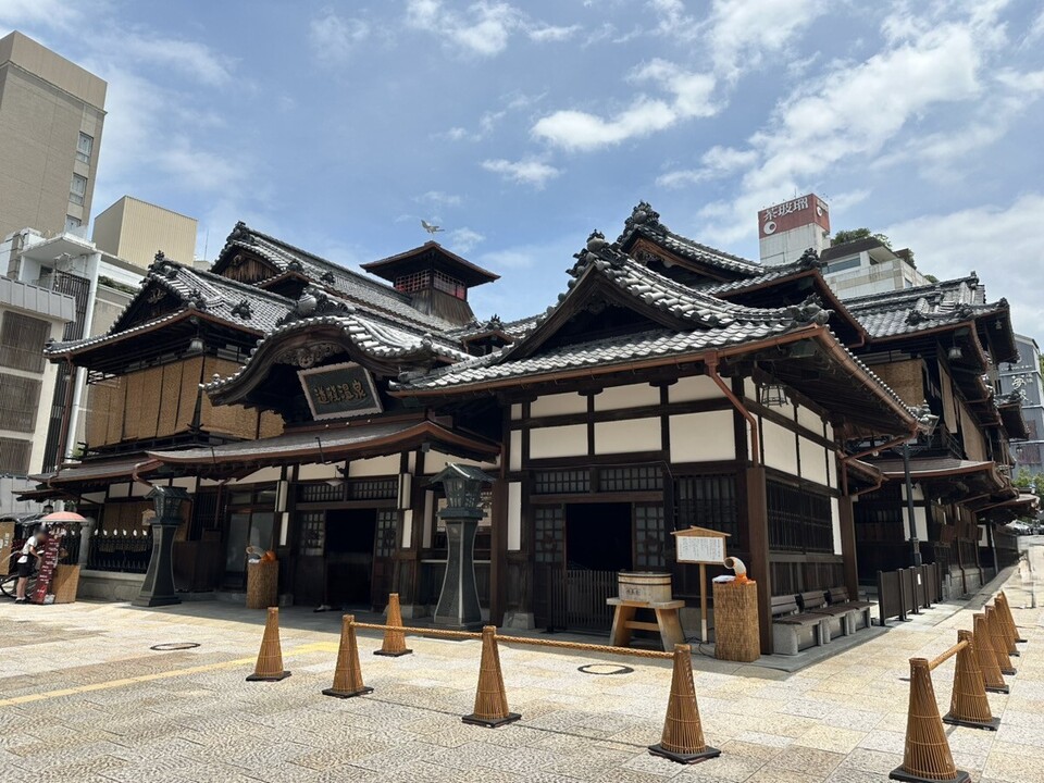 道後温泉本館