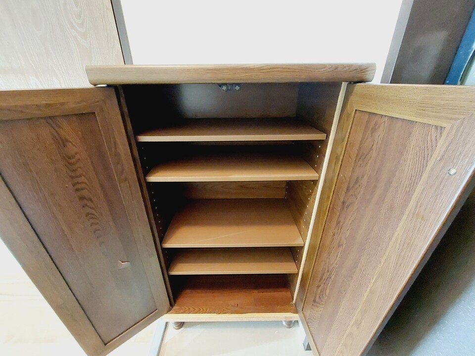 シューズボックス