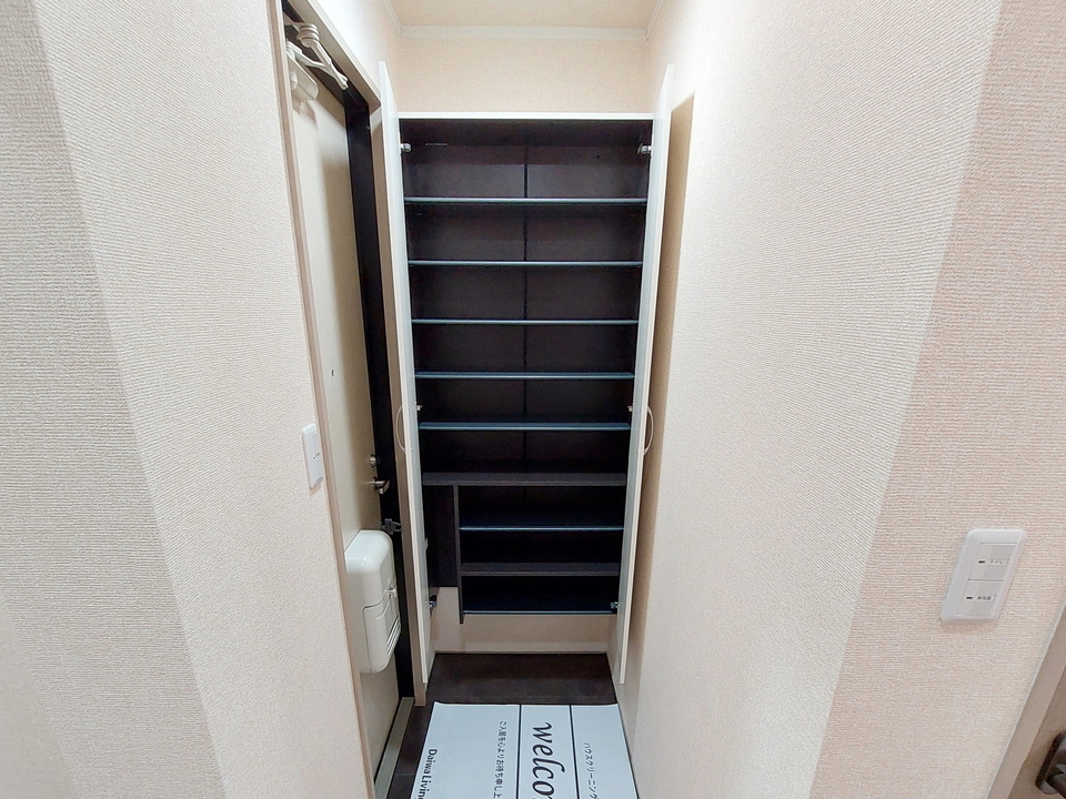 シューズボックス