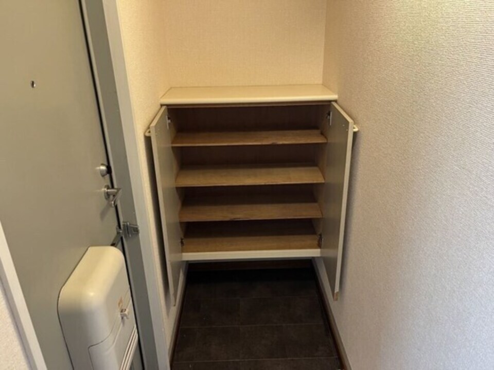 シューズボックス