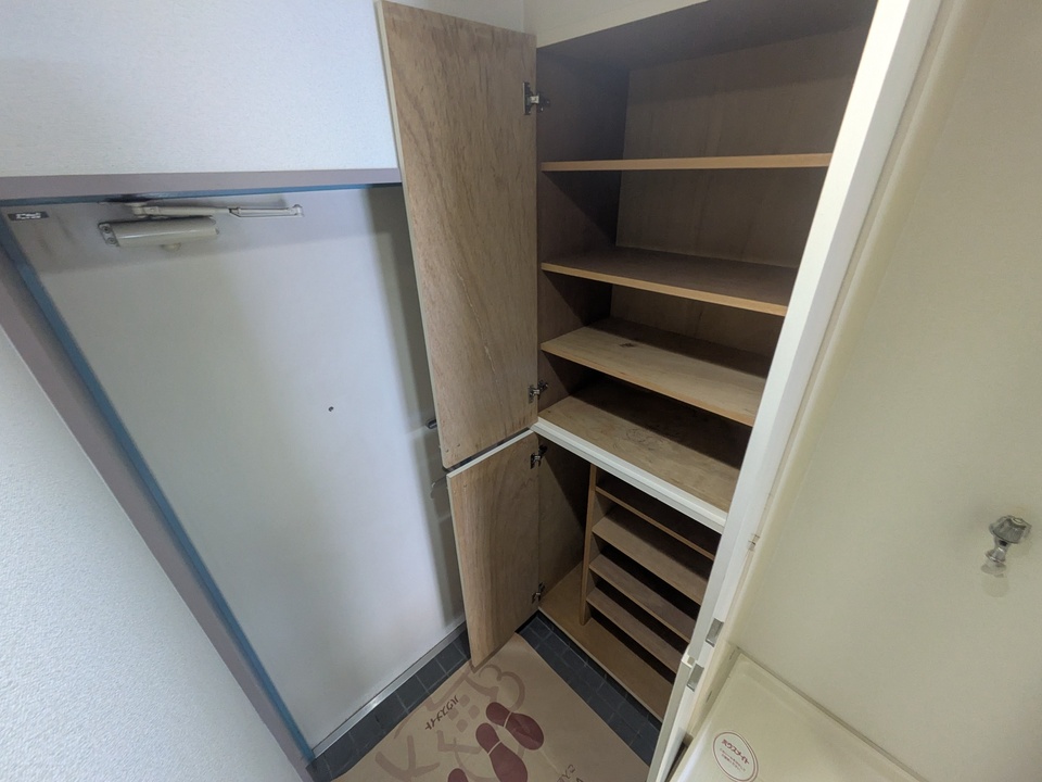 シューズボックス