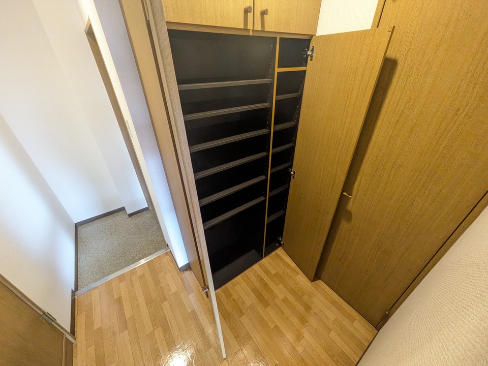 シューズボックス