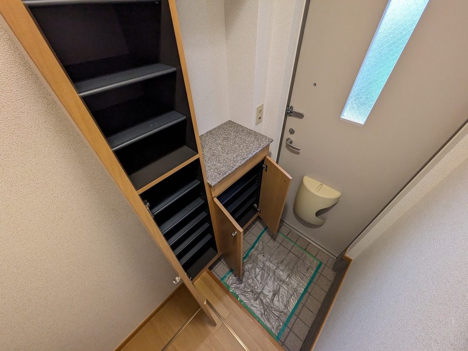 シューズボックス