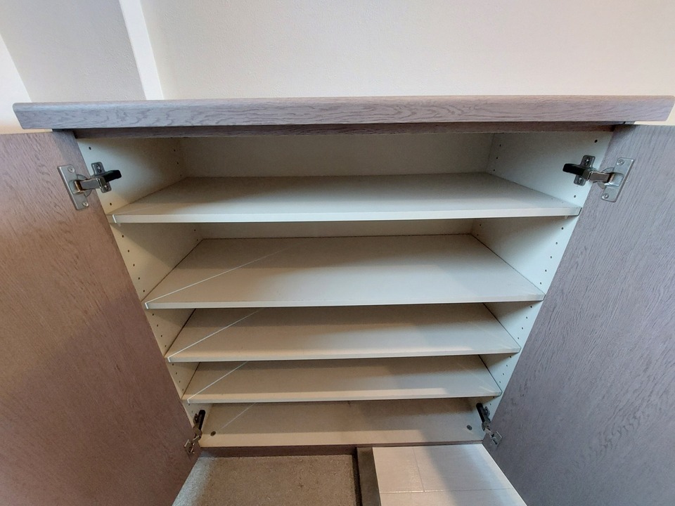 シューズボックス