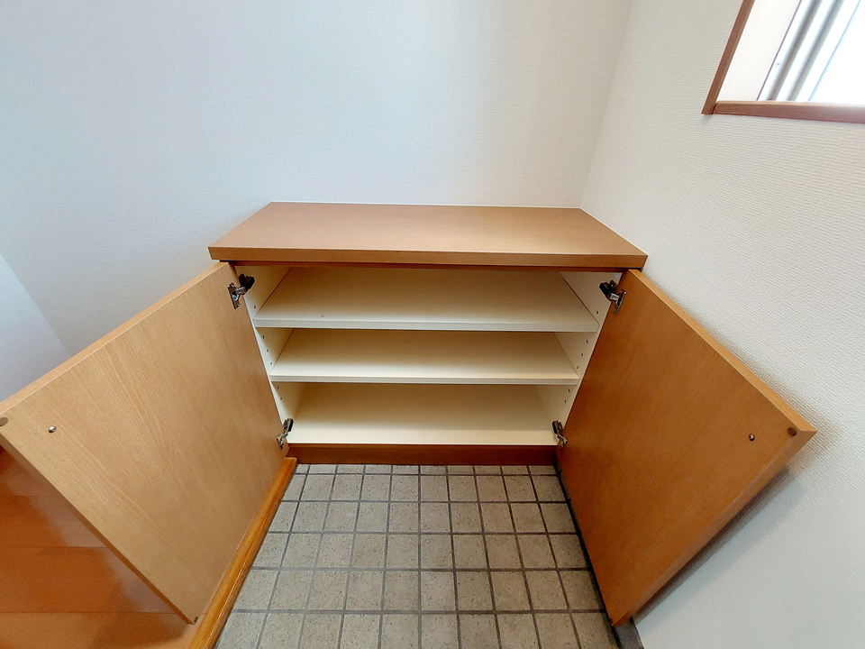 シューズボックス