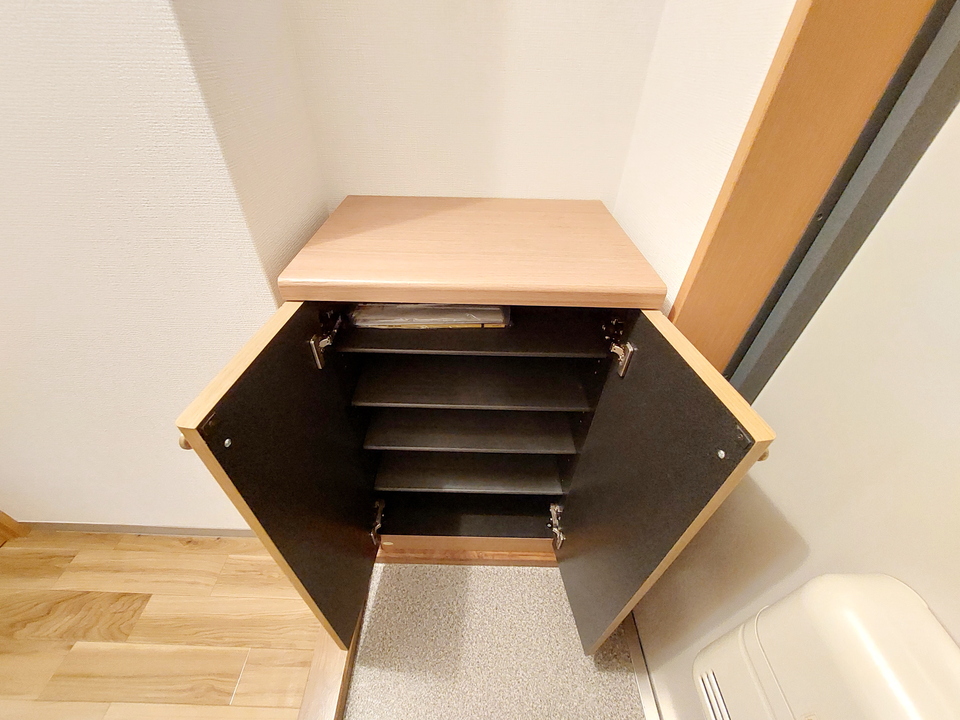 シューズボックス