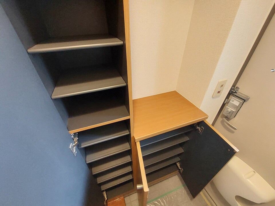 シューズボックス