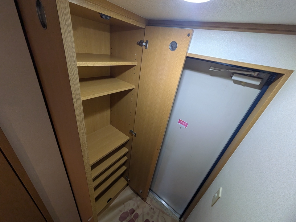 シューズボックス