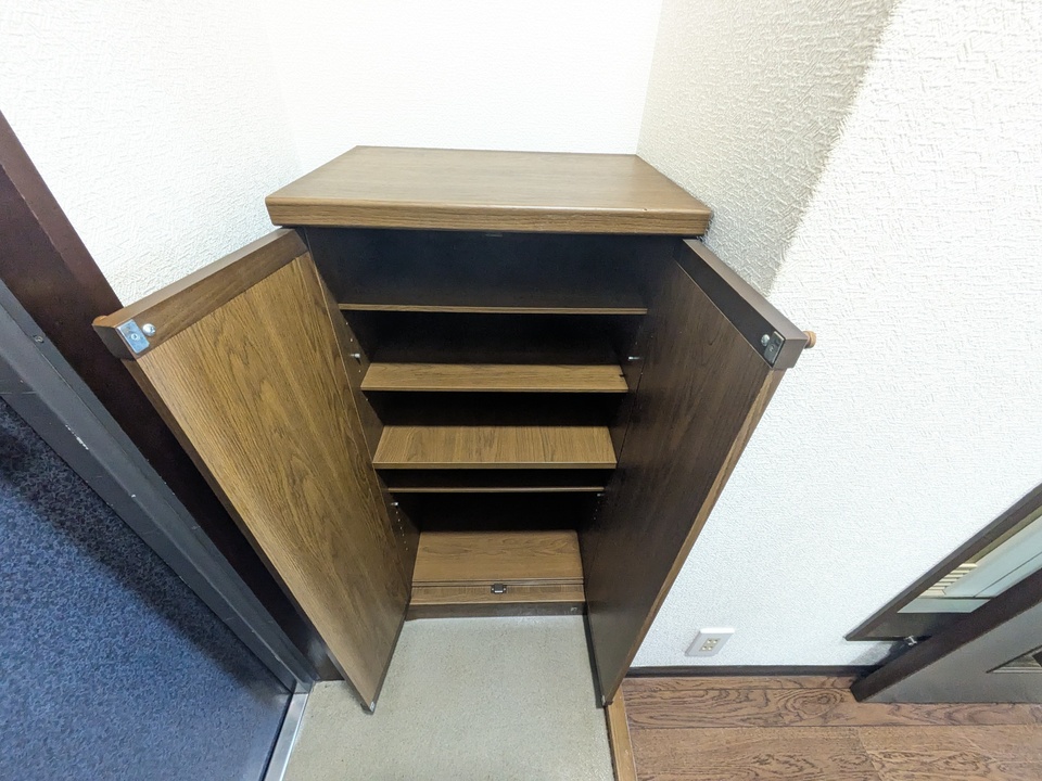 シューズボックス