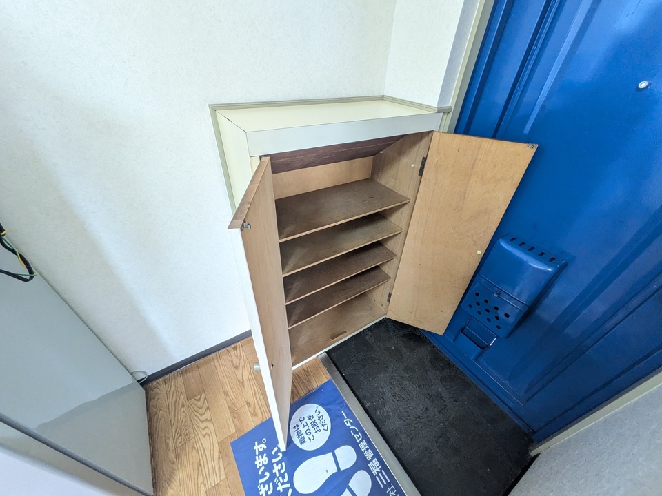 シューズボックス