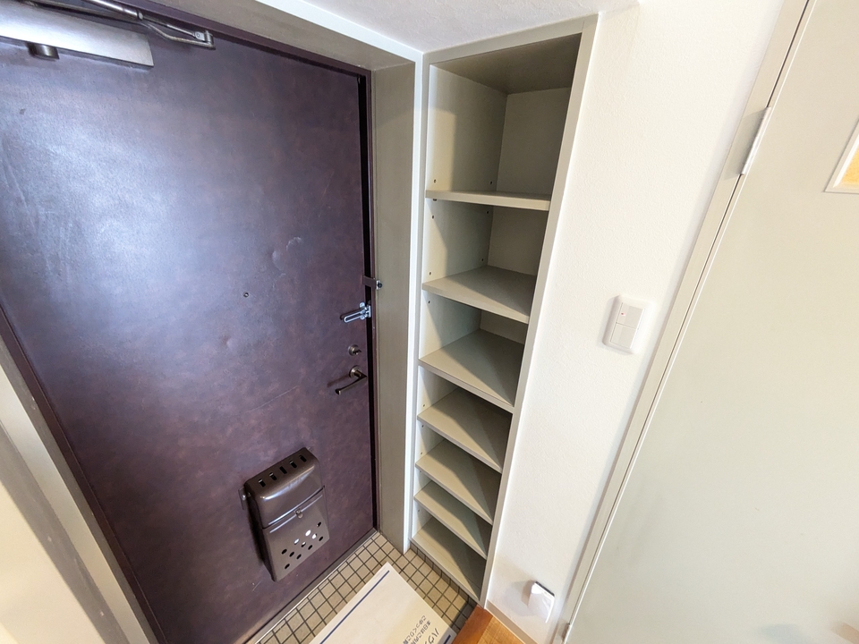 シューズボックス