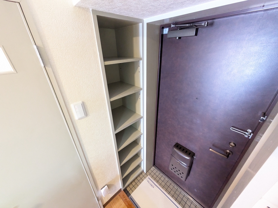 シューズボックス