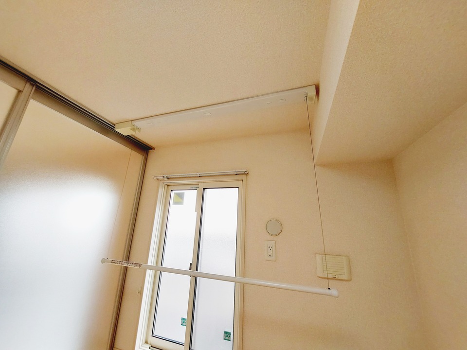 室内物干しユニット