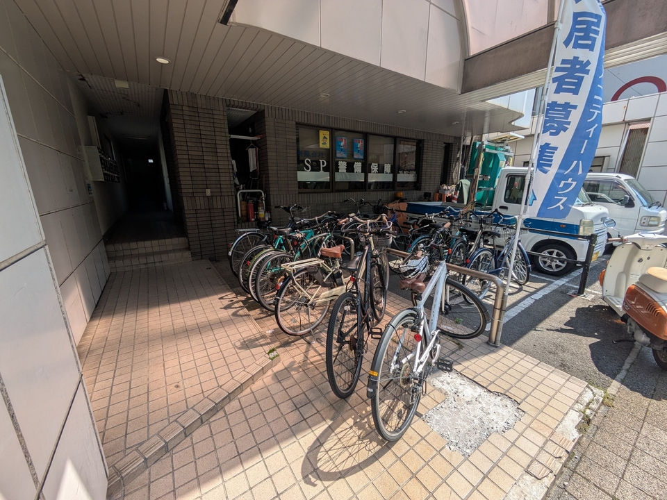 駐輪場