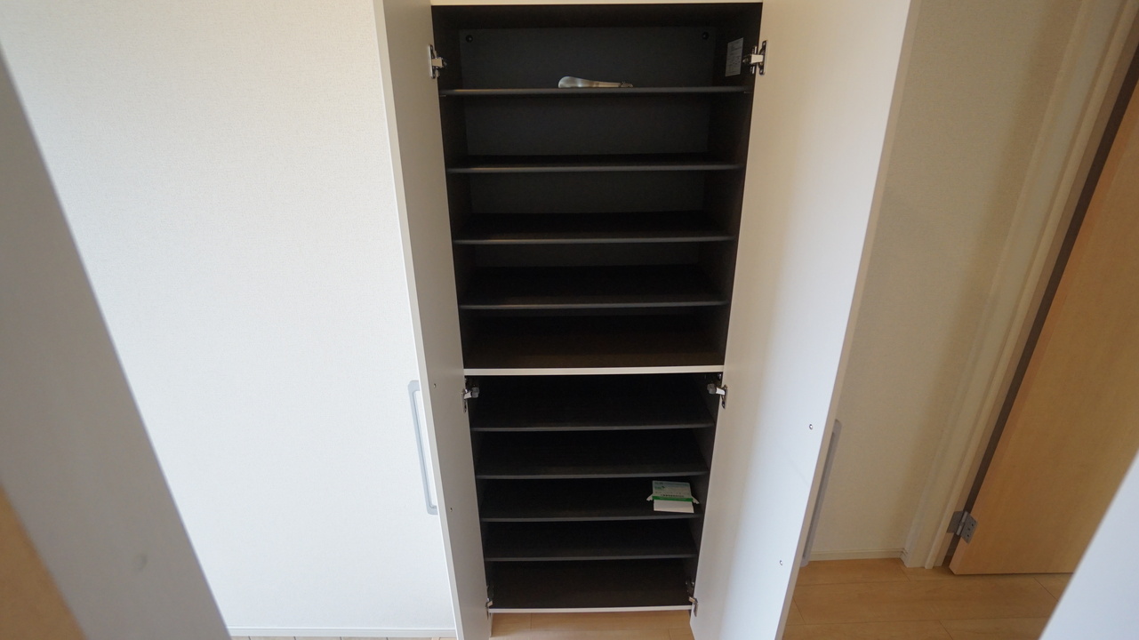 シューズボックス