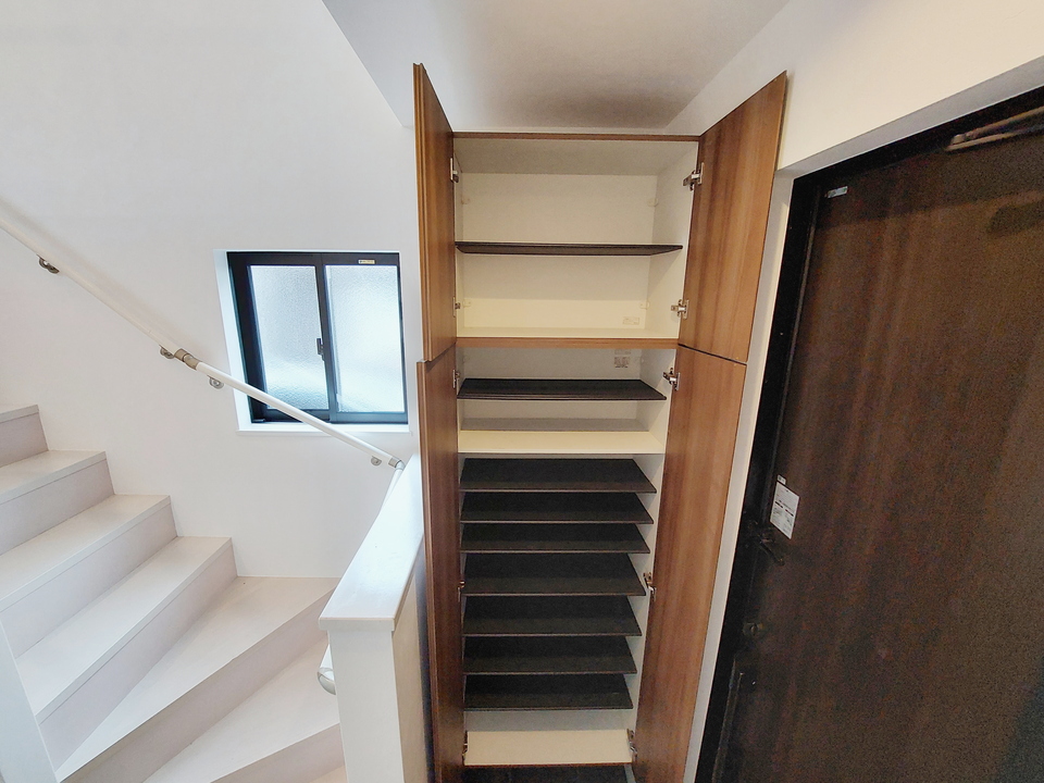 シューズボックス