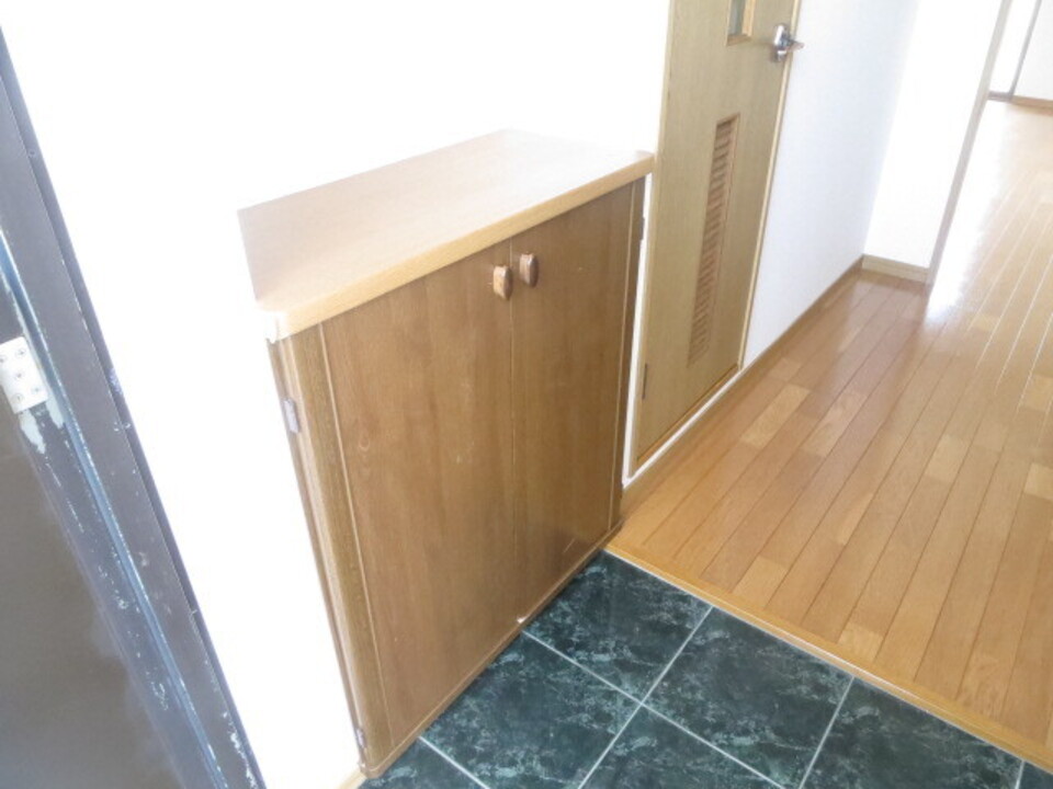 シューズボックス