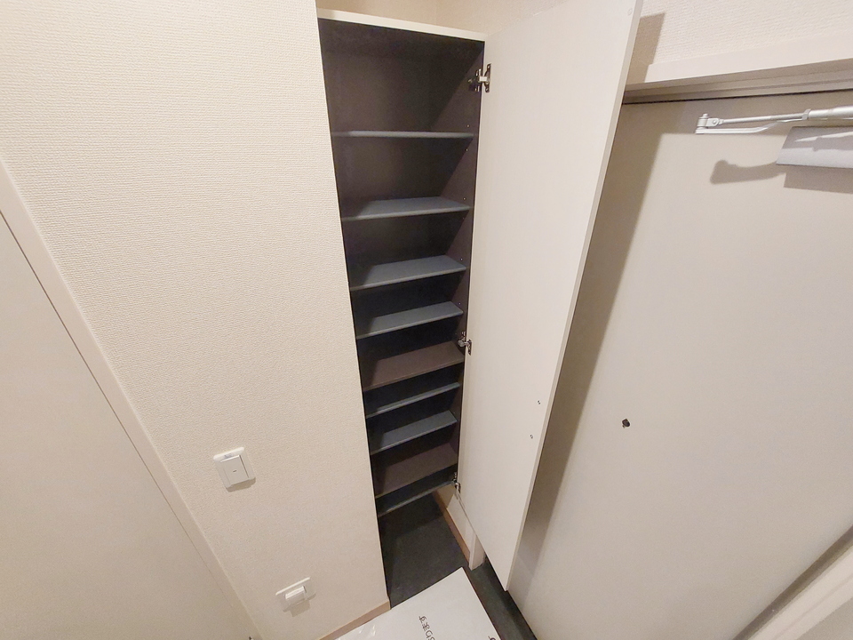 シューズボックス