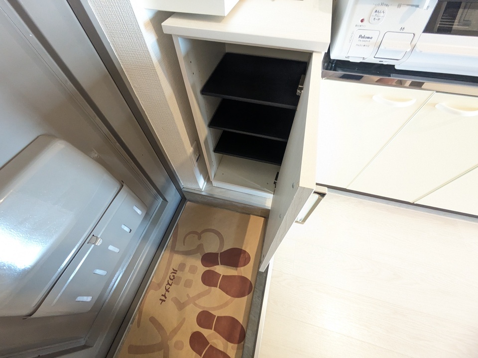 シューズボックス