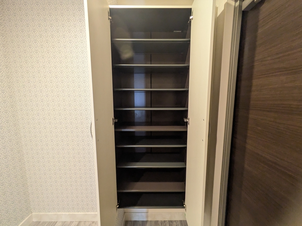 シューズボックス