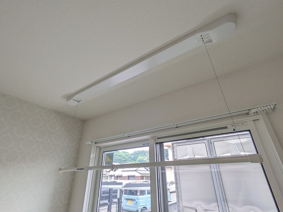 室内物干しユニット