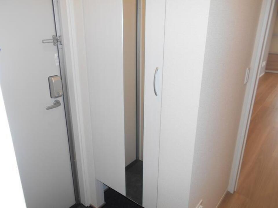 シューズボックス