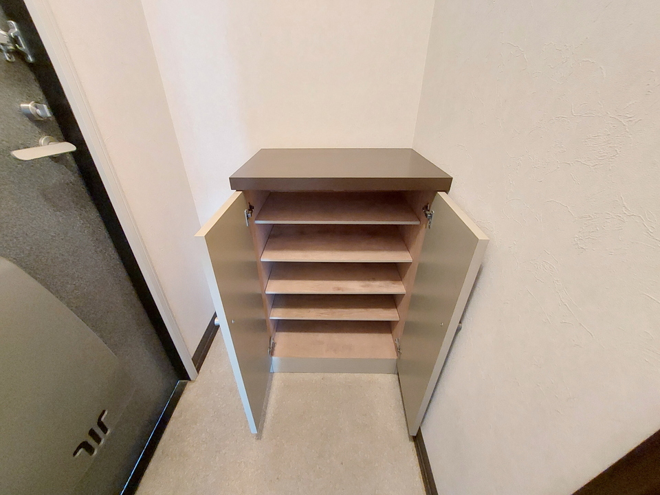 シューズボックス