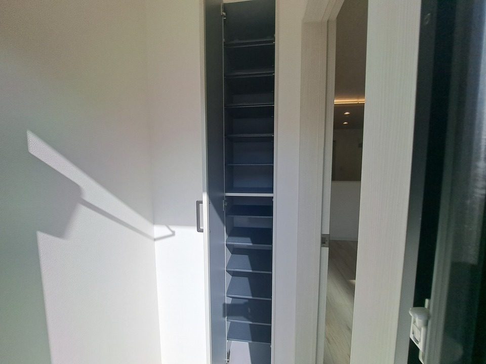 シューズボックス