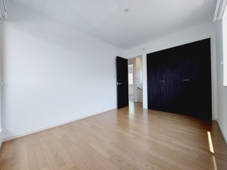 洋室6帖（南側）