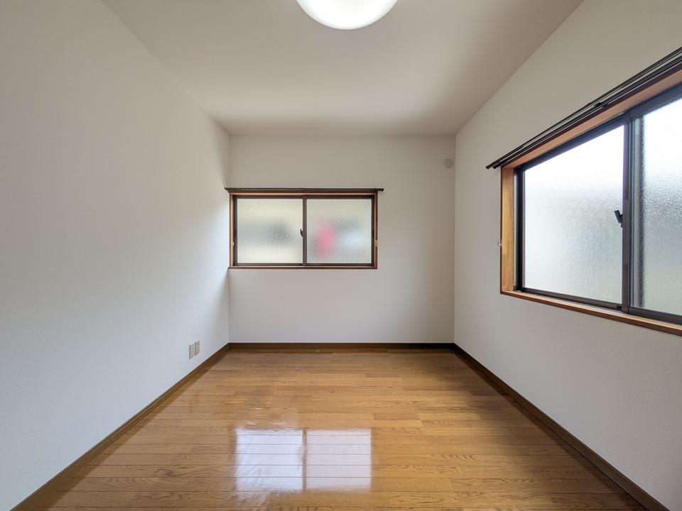 洋室（2階北東側）